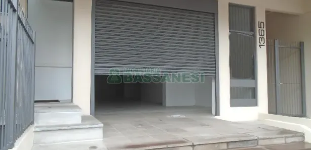 Ponto Comercial para alugar, 250m² no Nossa Senhora de Lourdes, Caxias do Sul