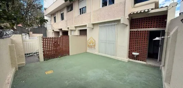 Casa com 2 Quartos para alugar, 90m² no Santo Antônio, Belo Horizonte