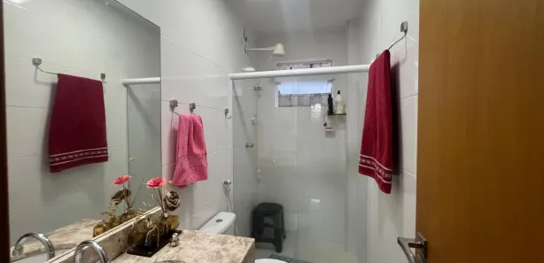 Apartamento com 2 Quartos para alugar, 80m² no Buraquinho, Lauro de Freitas
