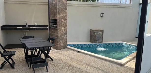 Casa de Condomínio com 4 Quartos para alugar, 187m² no Plano Diretor Sul, Palmas