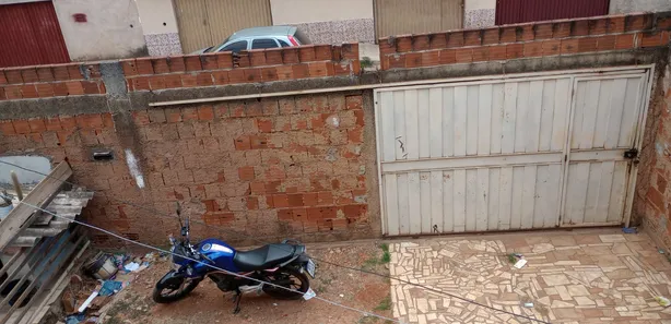 Casa com 5 Quartos à venda, 300m² no Arapoanga, Brasília