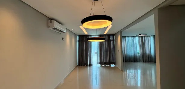 Casa de Condomínio com 4 Quartos para alugar, 220m² no Ponta Negra, Manaus