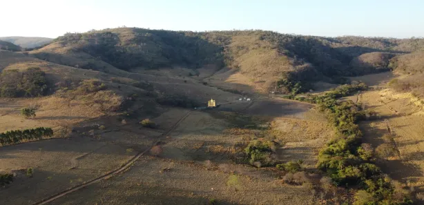 Fazenda/Sítio com 1 Quarto à venda, 400000m² no , Paraopeba