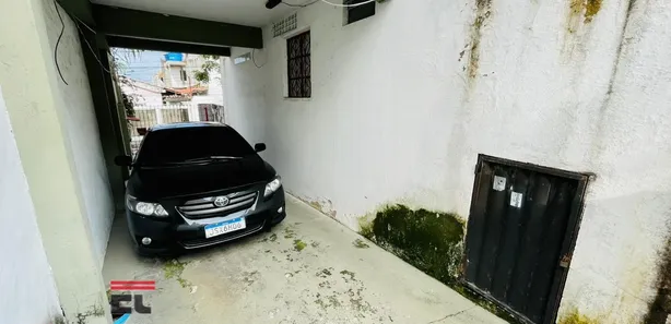 Casa com 6 Quartos à venda, 300m² no Itapuã, Salvador