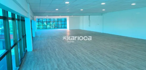 Sala Comercial para alugar, 300m² no Barra Olímpica, Rio de Janeiro