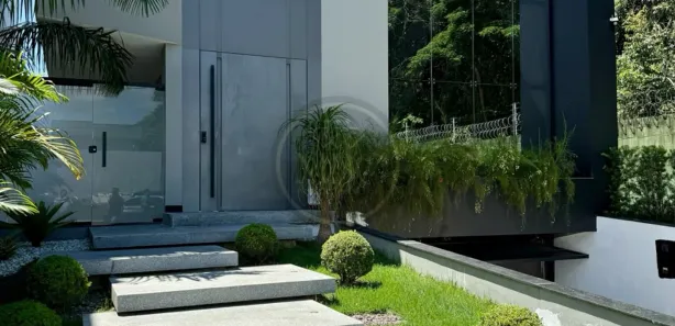 Casa de Condomínio com 4 Quartos à venda, 367m² no Chapada, Manaus