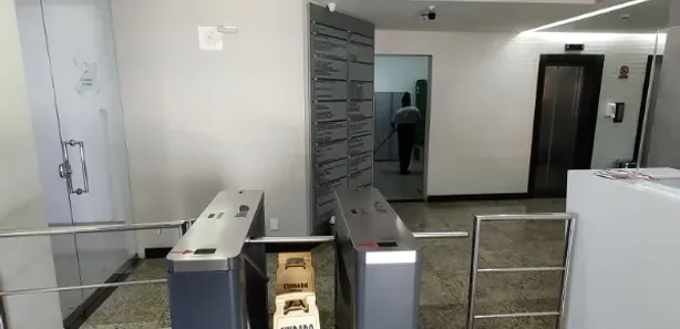 Sala Comercial à venda, 34m² no Pituba, Salvador
