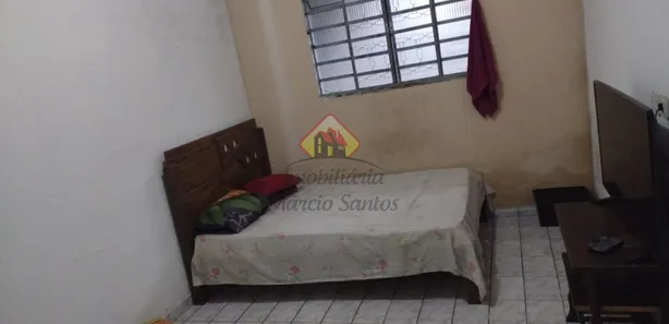 Sobrado com 4 Quartos à venda, 132m² no Vila Areao, Taubaté