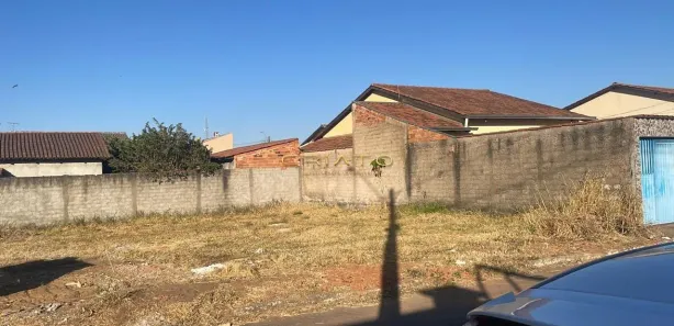 Lote/Terreno à venda, 380m² no Setor Central, Abadia de Goiás