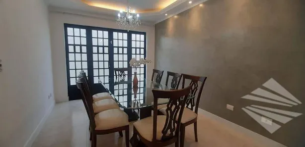 Sobrado com 4 Quartos à venda, 200m² no Jardim Califórnia, Taubaté