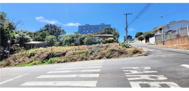 Lote/Terreno à venda, 688m² no Vila Luiza, Passo Fundo