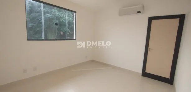 Casa de Condomínio com 4 Quartos para alugar, 460m² no Freguesia (Jacarepaguá), Rio de Janeiro