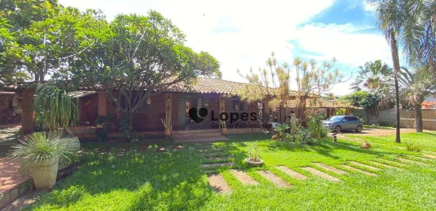 Fazenda/Sítio com 3 Quartos para alugar, 530m² no Parque Buriti, Goiânia