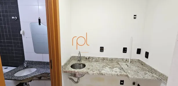 Sala Comercial para alugar, 60m² no Quarteirão Brasileiro, Petrópolis