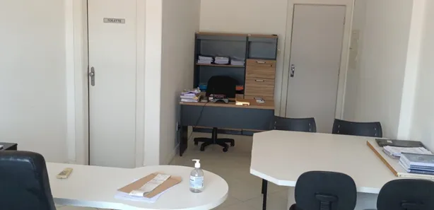 Sala Comercial à venda, 28m² no Brotas, Salvador