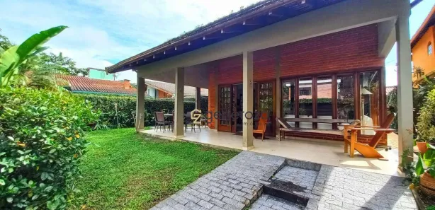 Casa de Condomínio com 4 Quartos para alugar, 180m² no Balneario Praia do Perequê, Guarujá