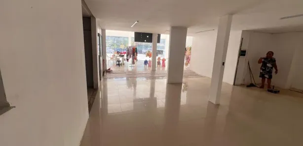 Galpão/Depósito/Armazém à venda, 190m² no Centro, Lauro de Freitas
