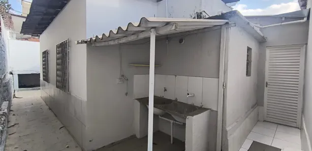 Casa com 2 Quartos para alugar, 76m² no Paraíso, Belo Horizonte