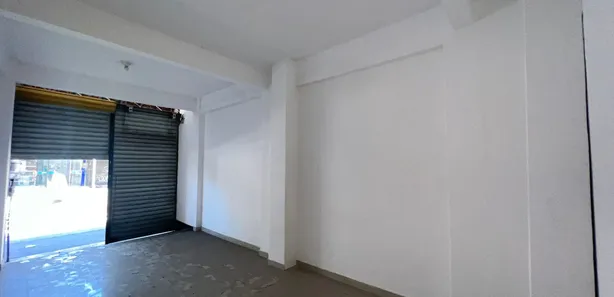 Ponto Comercial para alugar, 33m² no Vila Valqueire, Rio de Janeiro