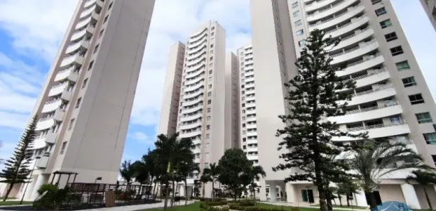 Apartamento com 2 Quartos para alugar, 55m² no Candelária, Natal