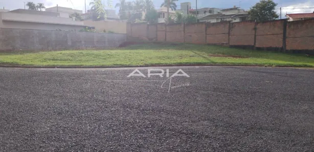 Lote/Terreno à venda, 596m² no Altos do Jaraguá, Araraquara