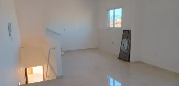 Sobrado com 2 Quartos à venda, 75m² no Vila Ligya, Guarujá