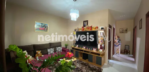 Casa com 3 Quartos à venda, 228m² no Califórnia, Florestal