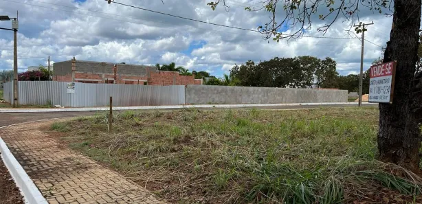 Lote/Terreno à venda, 812m² no Luzimangues, Porto Nacional