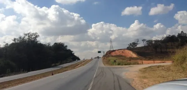 Lote/Terreno à venda, 560000m² no Casa Amarela, Betim