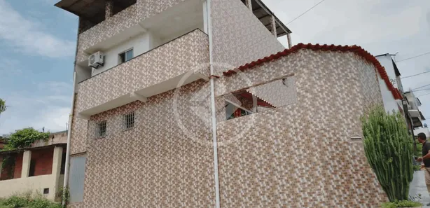 Sobrado com 4 Quartos à venda, 300m² no Centro, Simões Filho