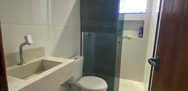 Sobrado com 2 Quartos à venda, 250m² no Del Lago II, Brasília