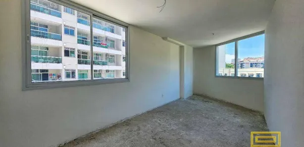 Sala Comercial à venda, 31m² no Santa Rosa, Niterói