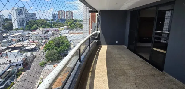 Apartamento com 3 Quartos para alugar, 240m² no Nossa Senhora das Graças, Manaus
