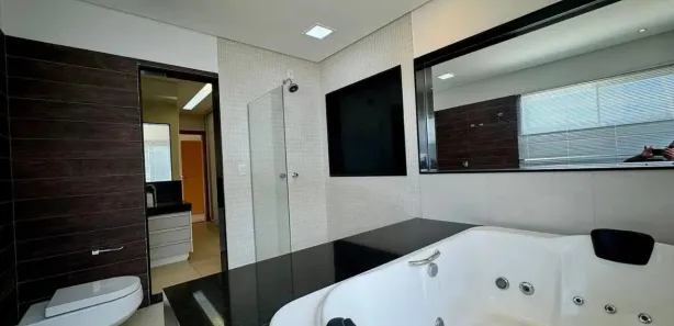 Casa de Condomínio com 3 Quartos para alugar, 328m² no Jardins Milão, Goiânia