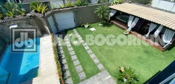 Casa de Condomínio com 5 Quartos para venda ou aluguel, 500m² no Vargem Pequena, Rio de Janeiro