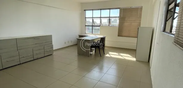 Sala Comercial à venda, 47m² no São Pelegrino, Caxias do Sul
