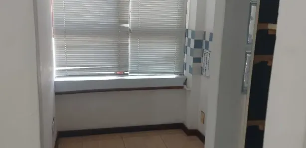 Sala Comercial à venda, 47m² no São Domingos, Niterói