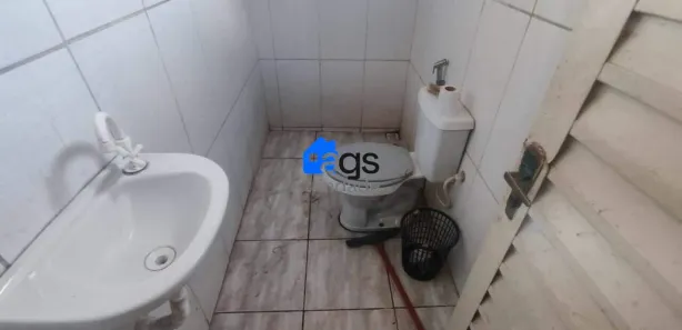 Sala Comercial à venda, 140m² no Bom Jesus, Santa Luzia