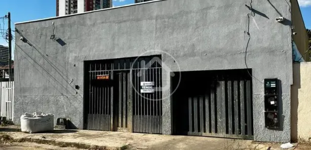 Casa com 8 Quartos à venda, 380m² no Jardim Cuiabá, Cuiabá