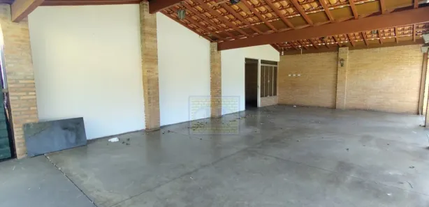 Sala Comercial para alugar, 300m² no Centro, Holambra
