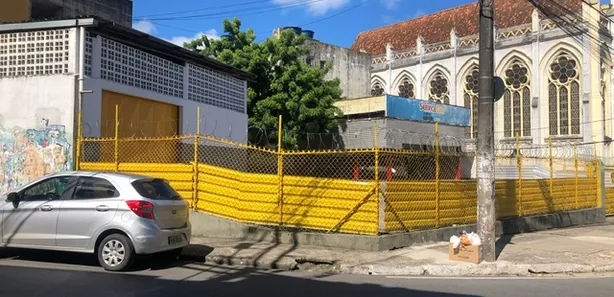 Ponto Comercial para alugar, 1174m² no Mares, Salvador