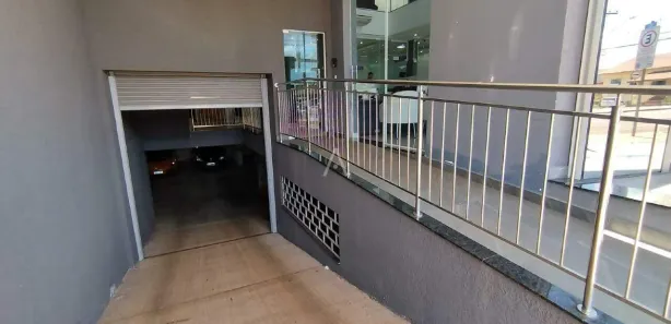Apartamento com 3 Quartos para alugar, 120m² no Centro, Toledo