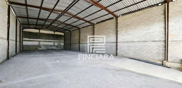 Galpão/Depósito/Armazém para venda ou aluguel, 410m² no Calaboca (Inoã), Maricá