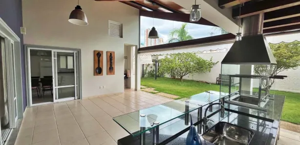 Casa de Condomínio com 3 Quartos à venda, 300m² no Jardim das Nações, Taubaté