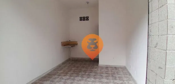 Ponto Comercial para alugar, 12m² no Santa Efigênia, Belo Horizonte