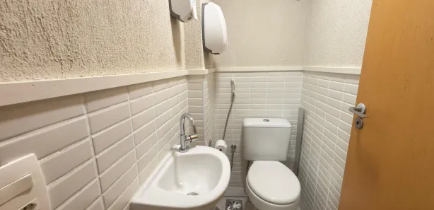 Sala Comercial à venda, 25m² no São Francisco, Niterói