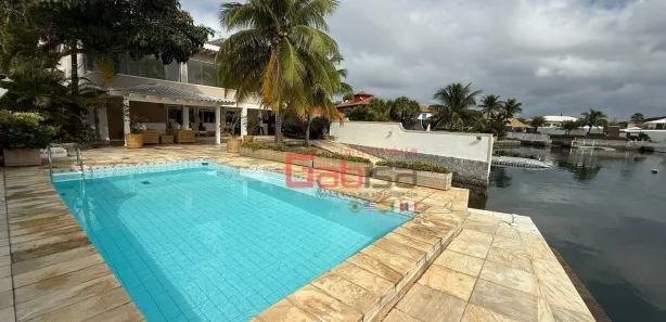 Casa de Condomínio com 5 Quartos para venda ou aluguel, 720m² no Centro, Cabo Frio