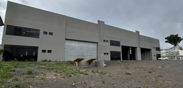 Prédio Comercial para alugar, 2100m² no , Marialva