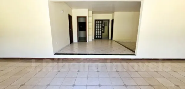 Casa com 3 Quartos para alugar, 194m² no Setor Habitacional Jardim Botânico, Brasília