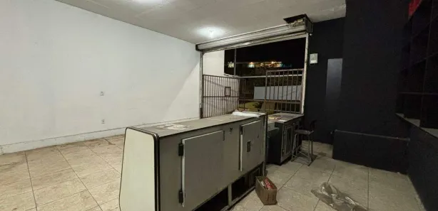 Ponto Comercial para alugar, 100m² no Diamante (Barreiro), Belo Horizonte